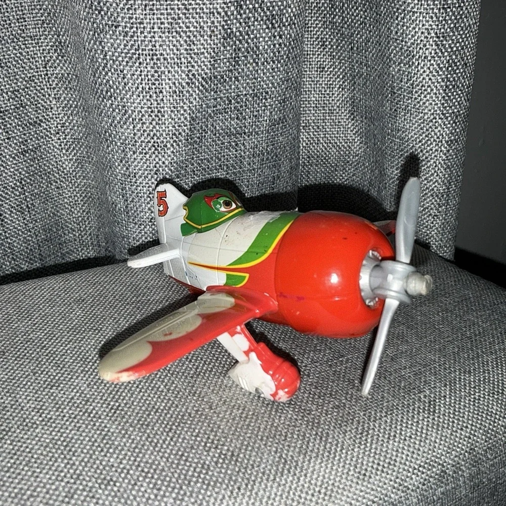 Disney Pixar Cars Planes No. 5 EL CHUPACABRA Diecast Metal Plane X9463